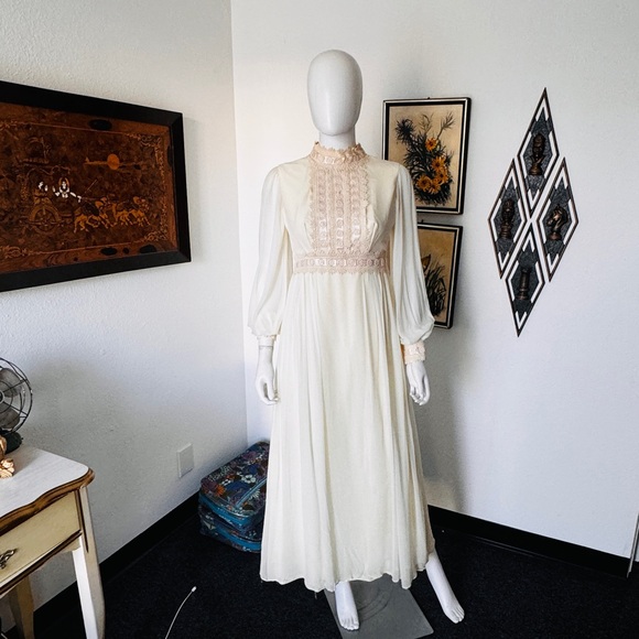 Antique Prairie Prom Dress Crocheted Lace Trim - Picture 2 of 12